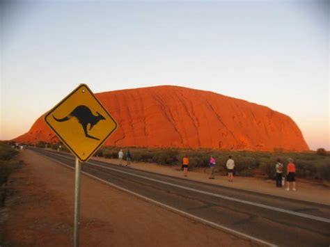 uluru什麼意思